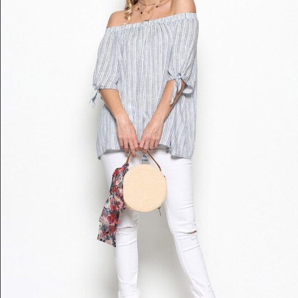 Sale! Sale! Last Chance! Super Cute and Casual Top - Picture 4 of 6